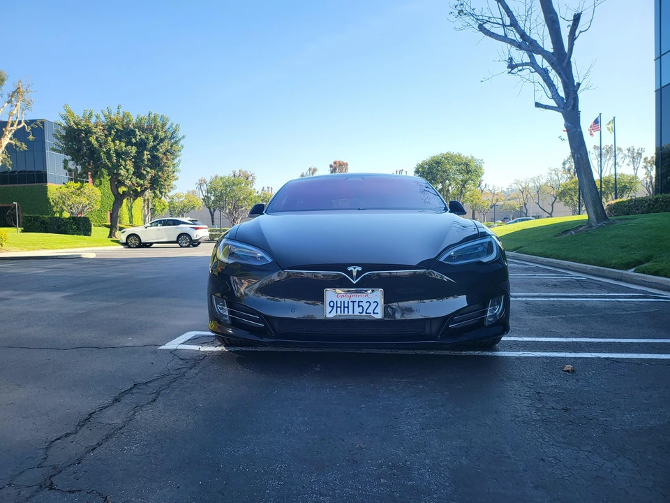 2017 Tesla Model S - Image 8 of 31