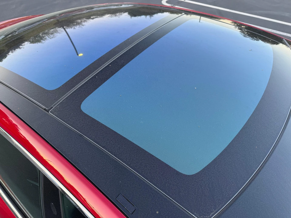 2017 Tesla Model S - Image 19 of 31