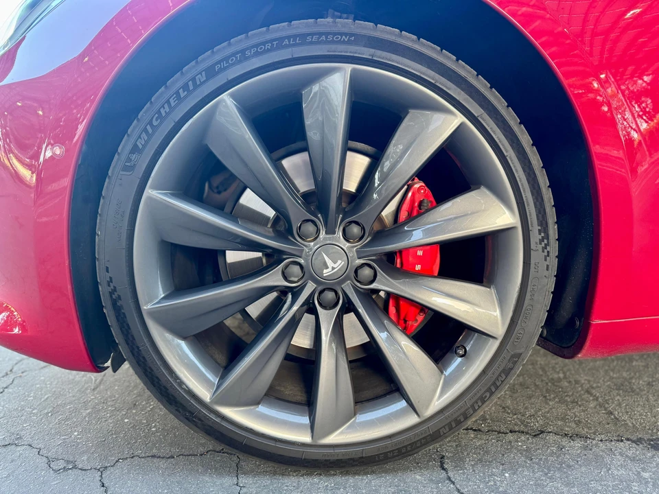 2017 Tesla Model S - Image 22 of 31