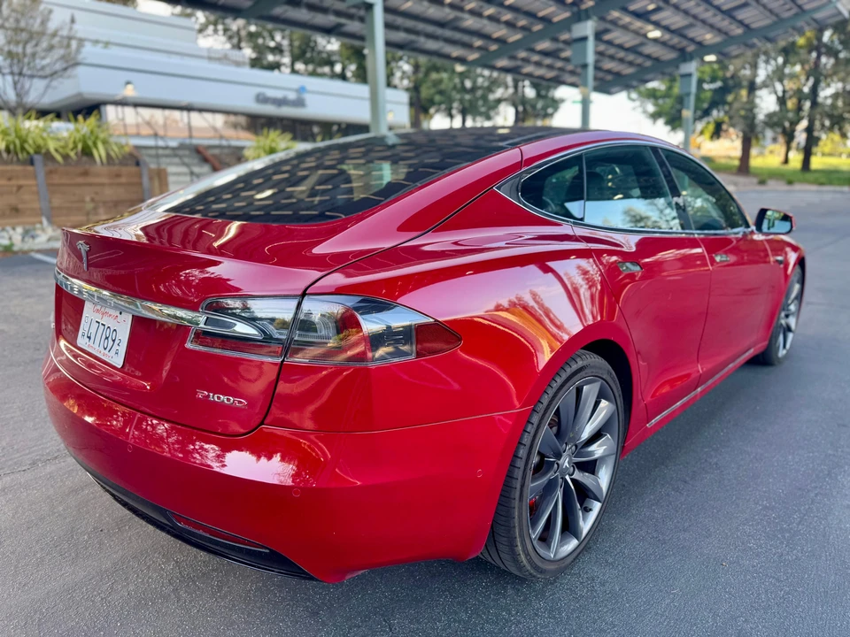 2017 Tesla Model S - Image 13 of 31