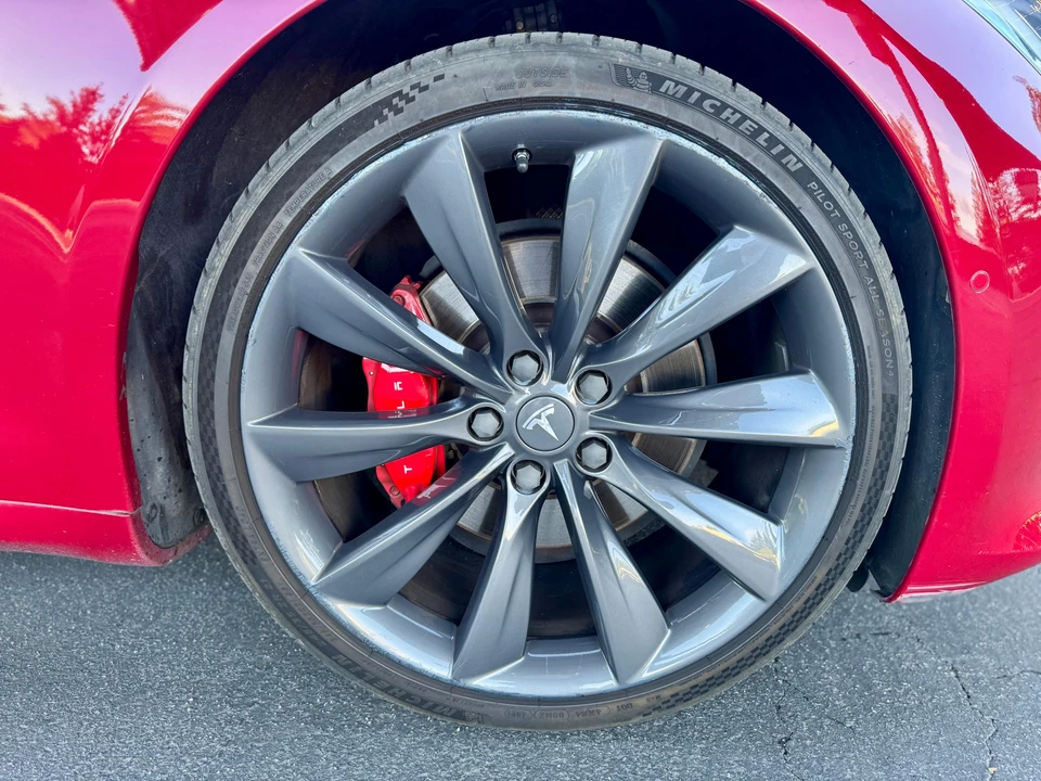 2017 Tesla Model S - Image 25 of 31
