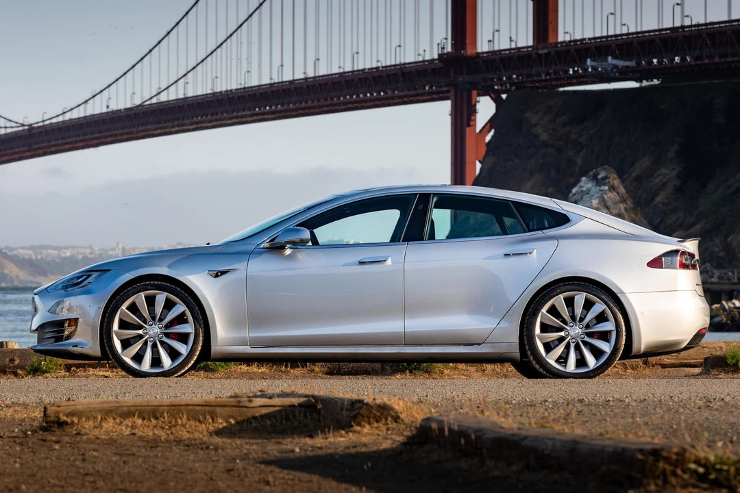 2017 Tesla Model S - Image 3 of 31