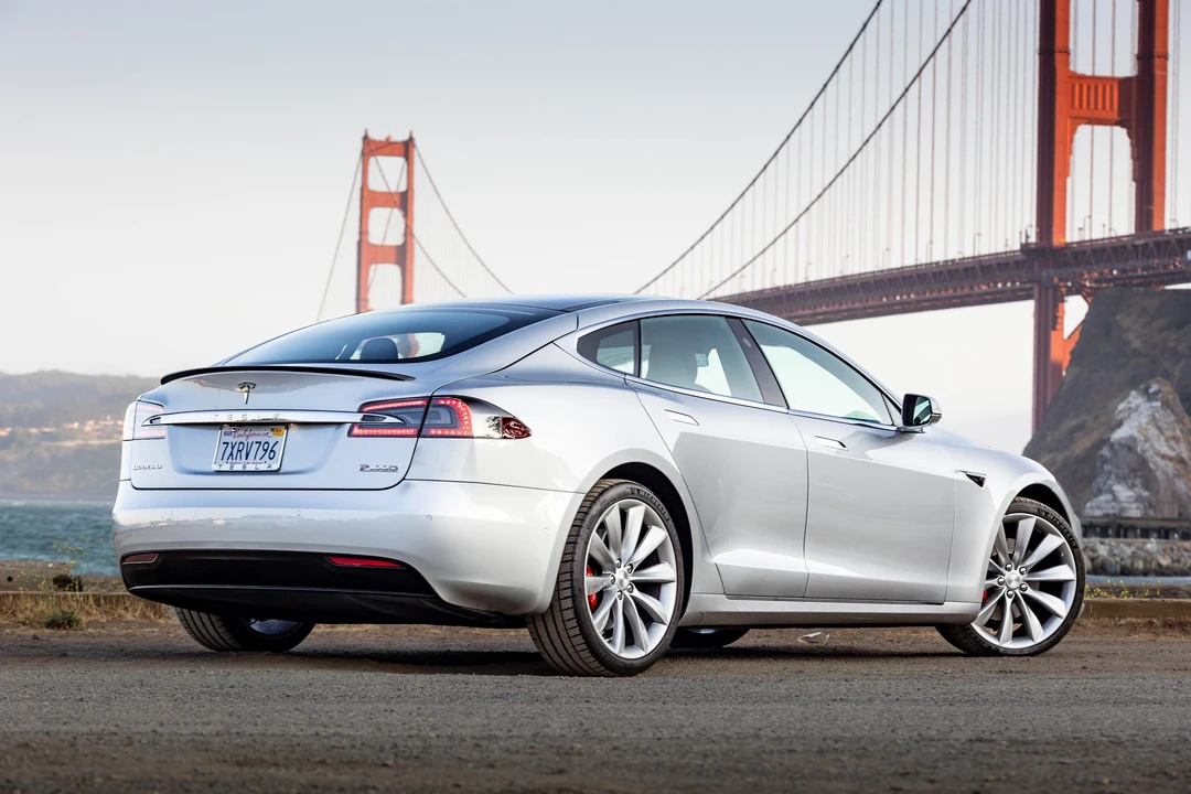 2017 Tesla Model S - Image 30 of 31