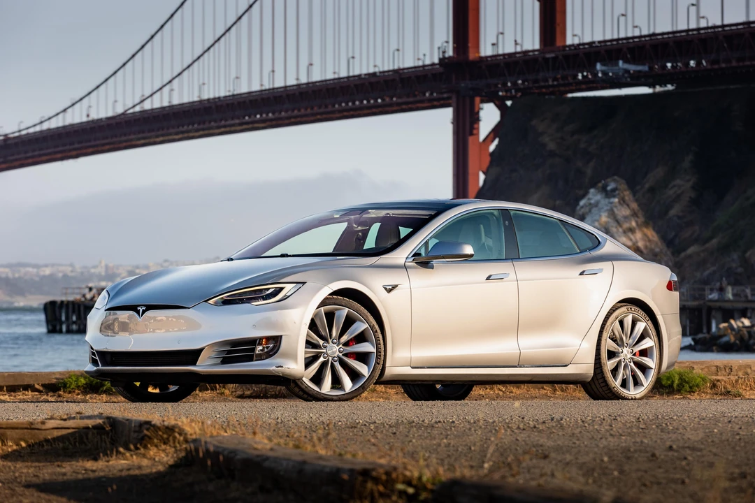 2017 Tesla Model S - Image 14 of 31