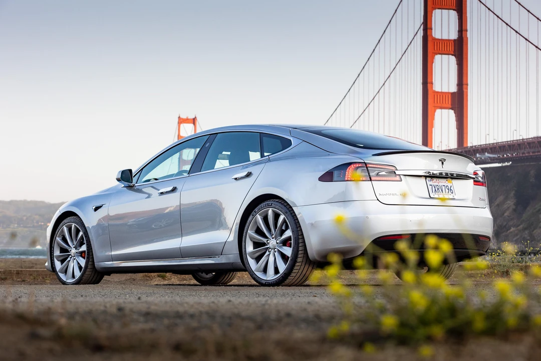 2017 Tesla Model S - Image 20 of 31