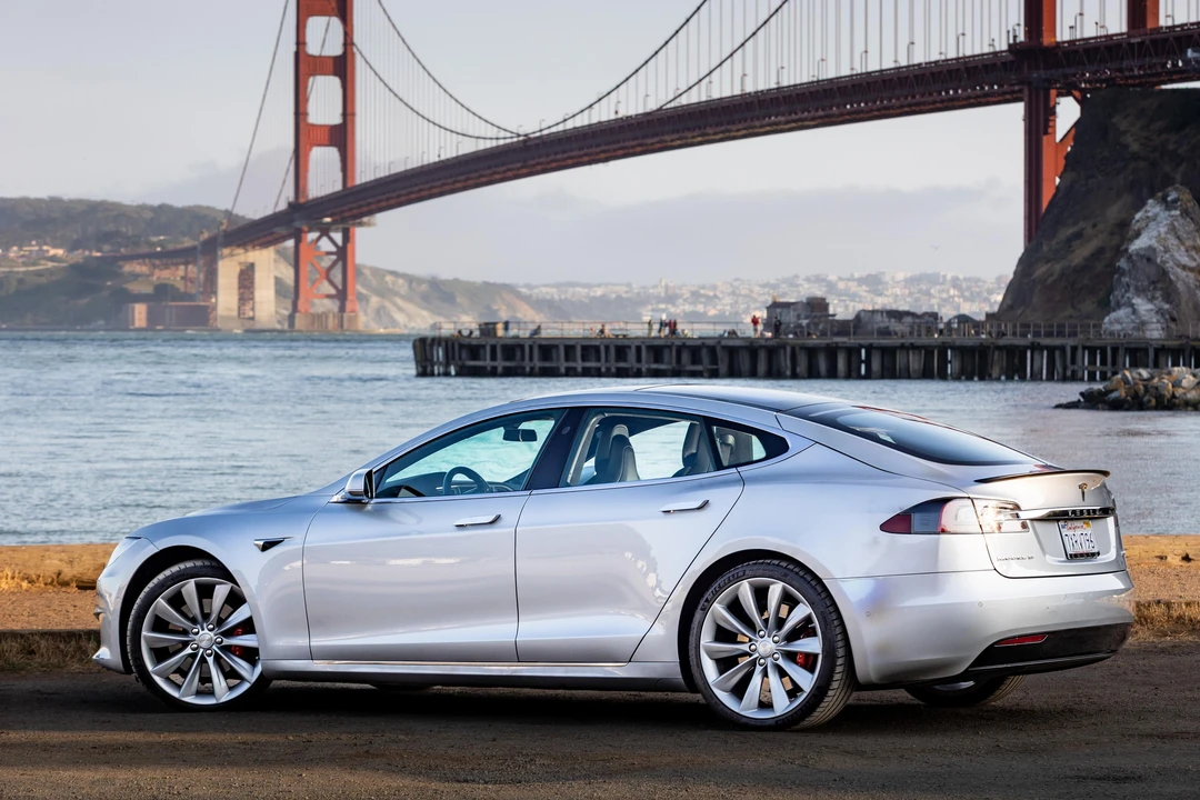 2017 Tesla Model S - Image 17 of 31