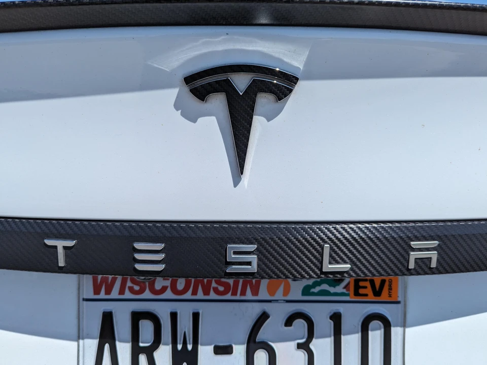 2017 Tesla Model S - Image 13 of 31
