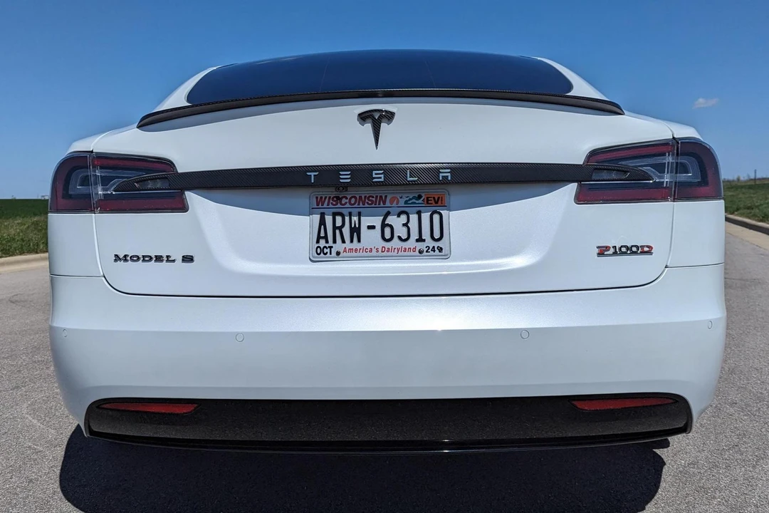 2017 Tesla Model S - Image 5 of 31