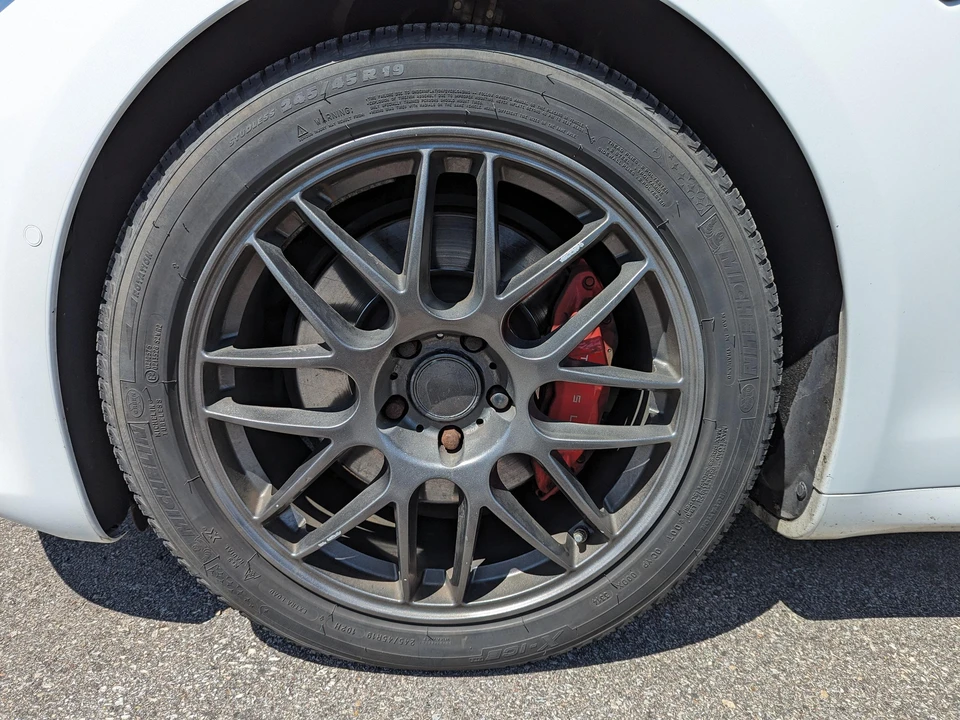 2017 Tesla Model S - Image 29 of 31