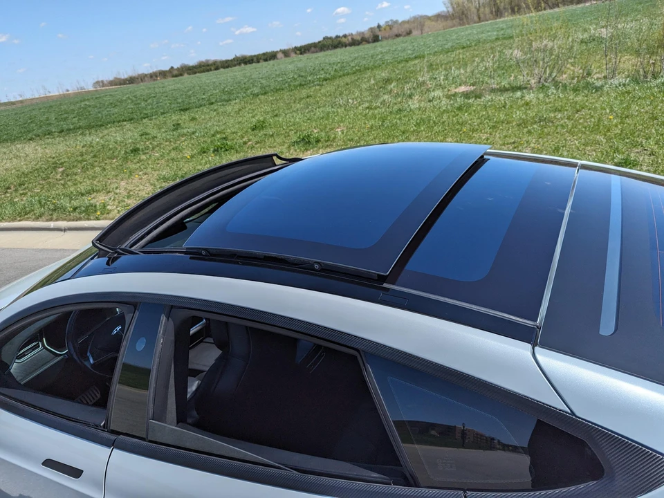 2017 Tesla Model S - Image 15 of 31