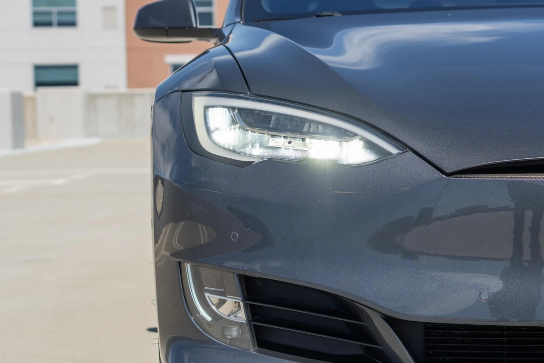 2017 Tesla Model S - Image 13 of 31