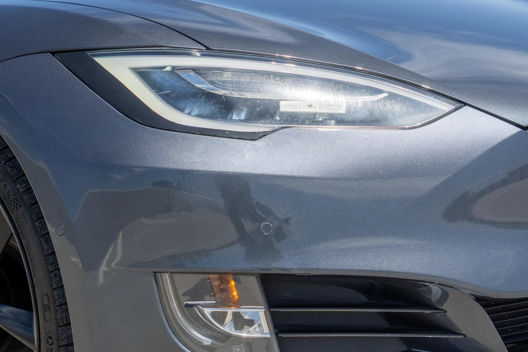 2017 Tesla Model S - Image 14 of 31