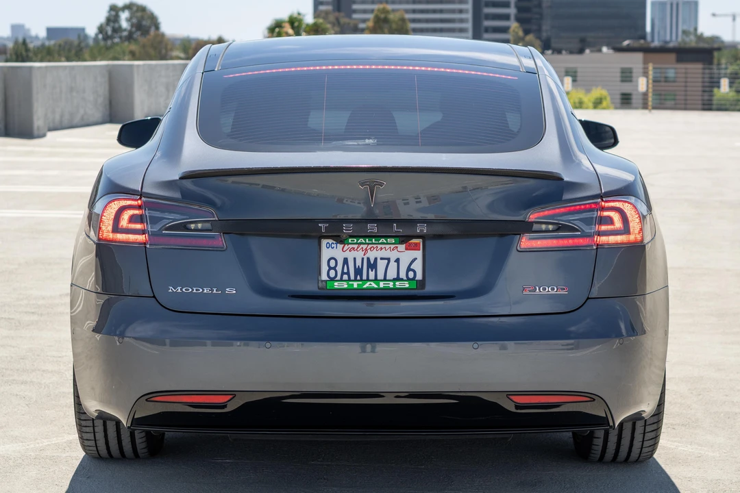 2017 Tesla Model S - Image 10 of 31
