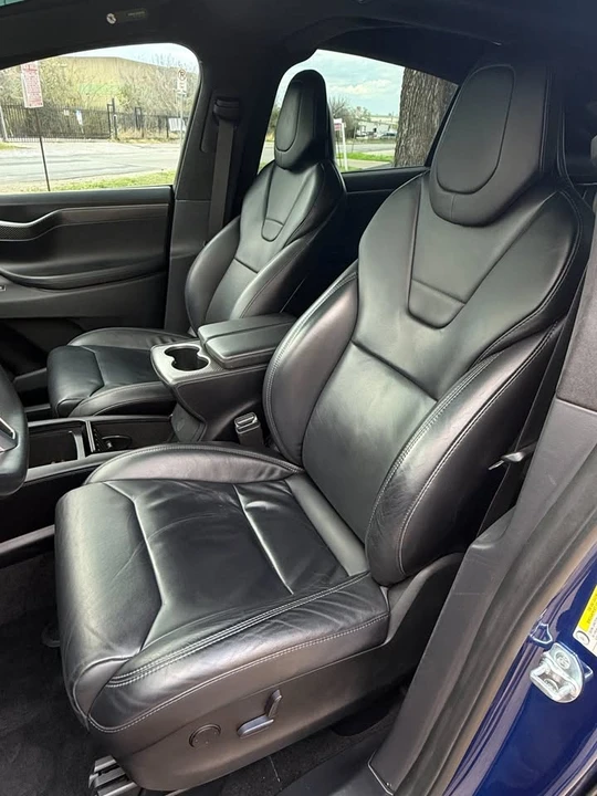 2017 Tesla Model X - Image 10 of 21