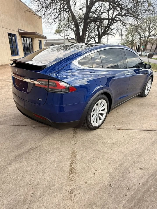 2017 Tesla Model X - Image 2 of 21