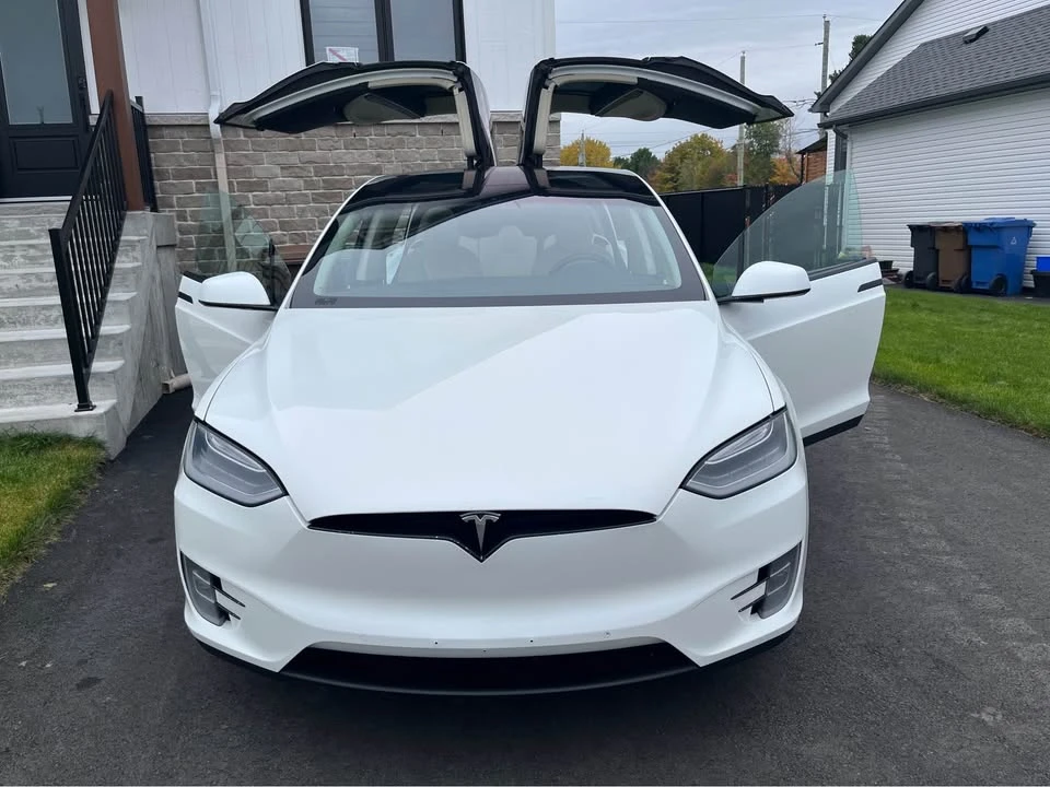 2017 Tesla Model X - Image 7 of 11