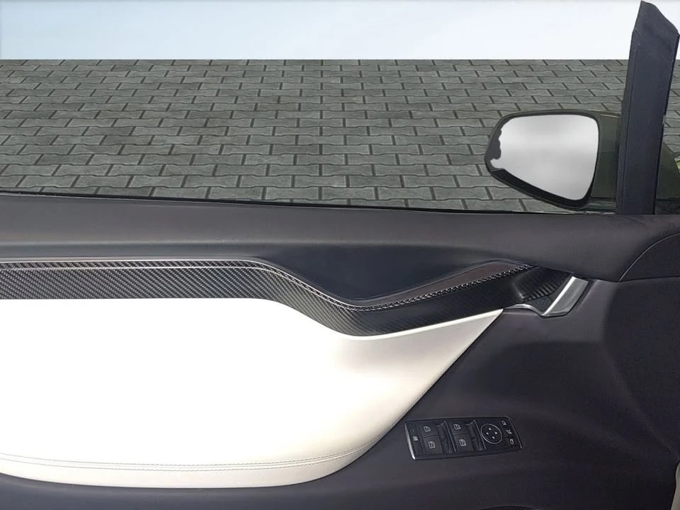2017 Tesla Model X - Image 13 of 15