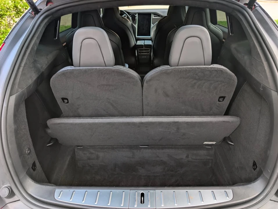 2017 Tesla Model X - Image 14 of 20