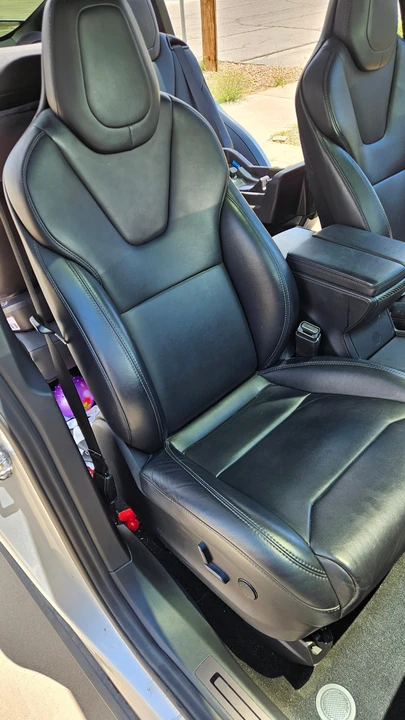 2017 Tesla Model X - Image 30 of 31