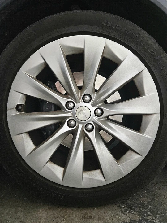 2017 Tesla Model X - Image 22 of 31