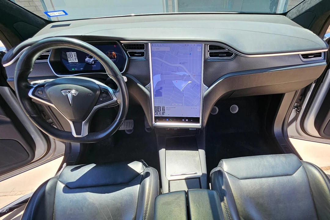 2017 Tesla Model X - Image 24 of 31