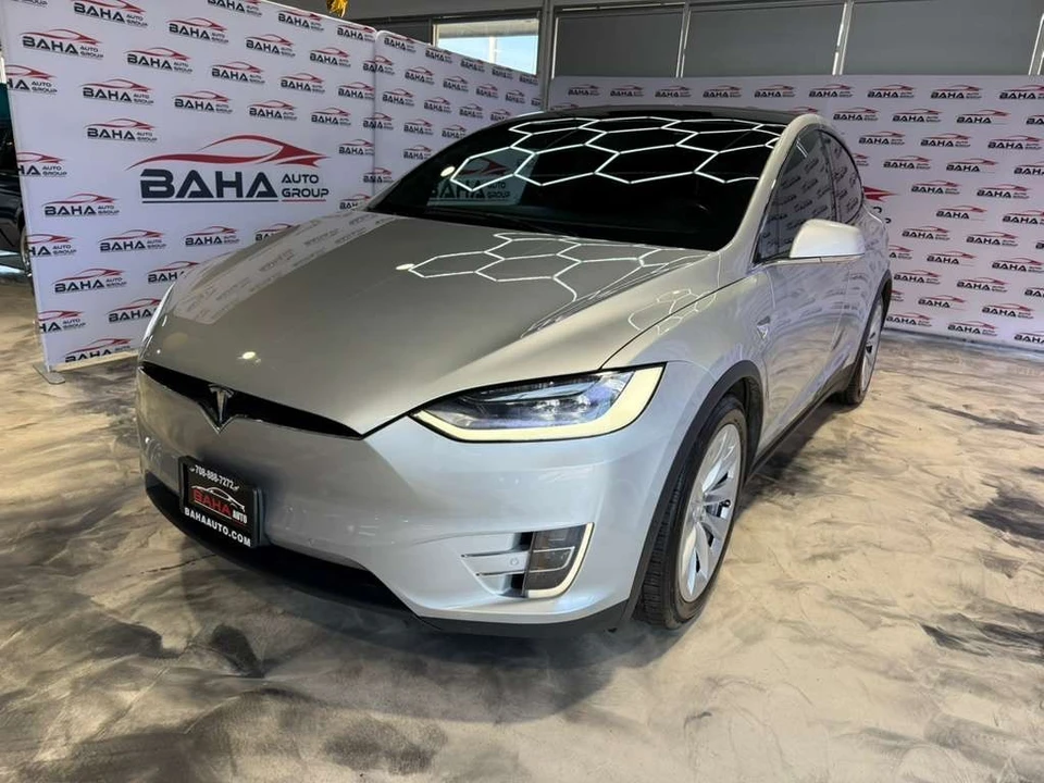 2017 Tesla Model X - Image 2 of 21