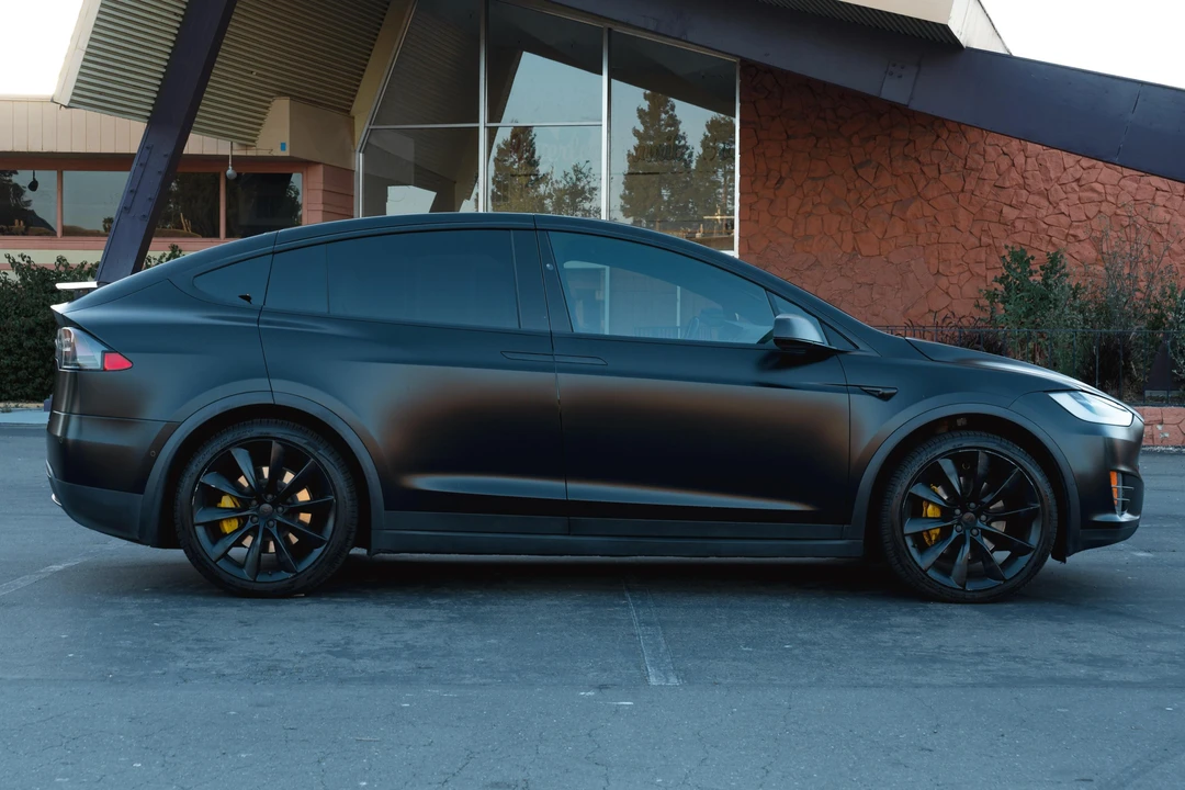 2017 Tesla Model X - Image 3 of 31