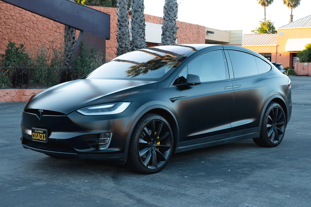2017 Tesla Model X - Image 8 of 31