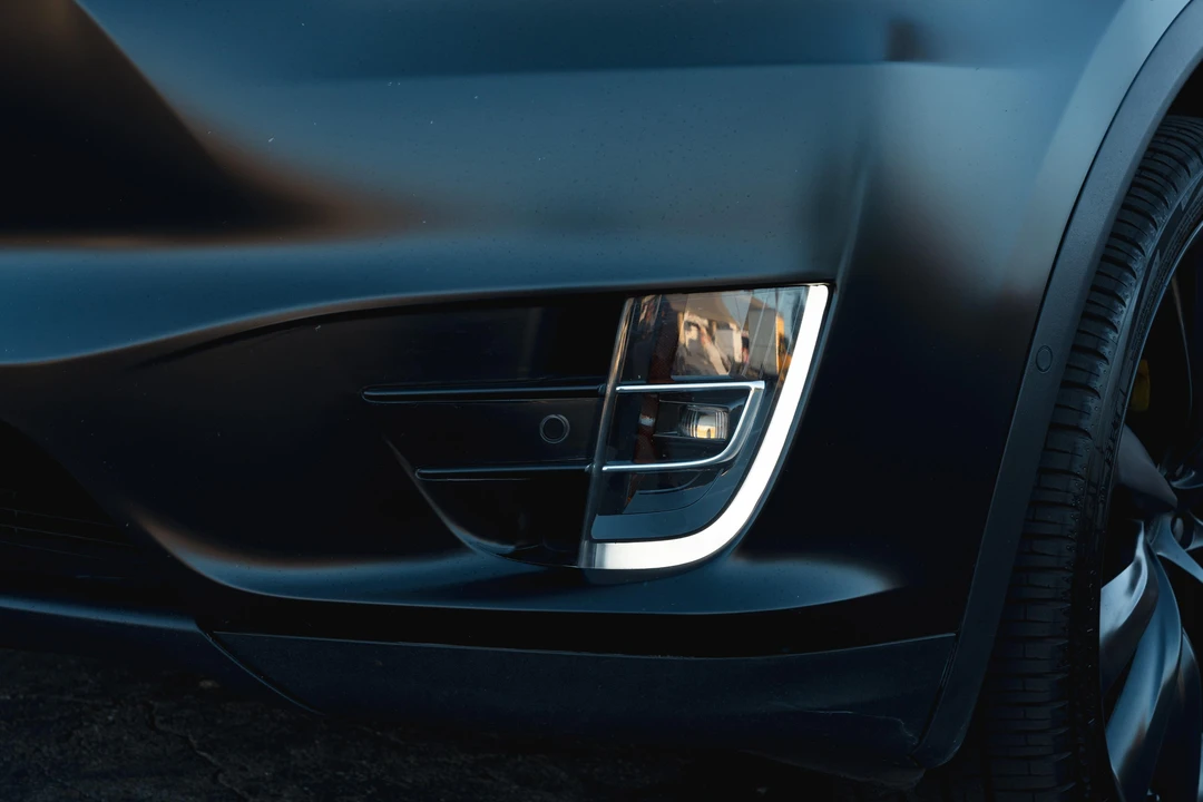 2017 Tesla Model X - Image 25 of 31
