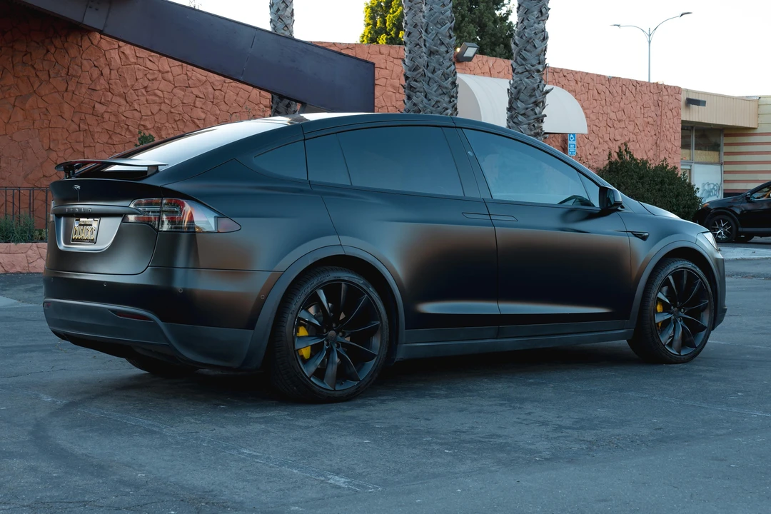 2017 Tesla Model X - Image 13 of 31