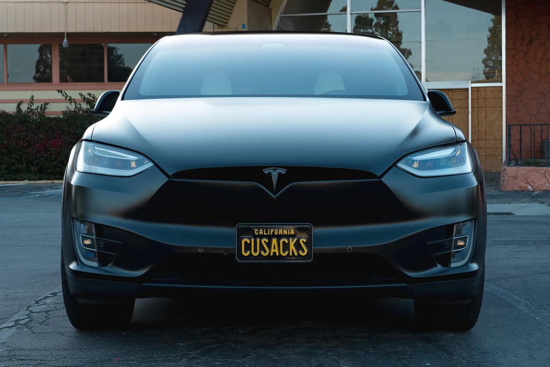 2017 Tesla Model X - Image 2 of 31