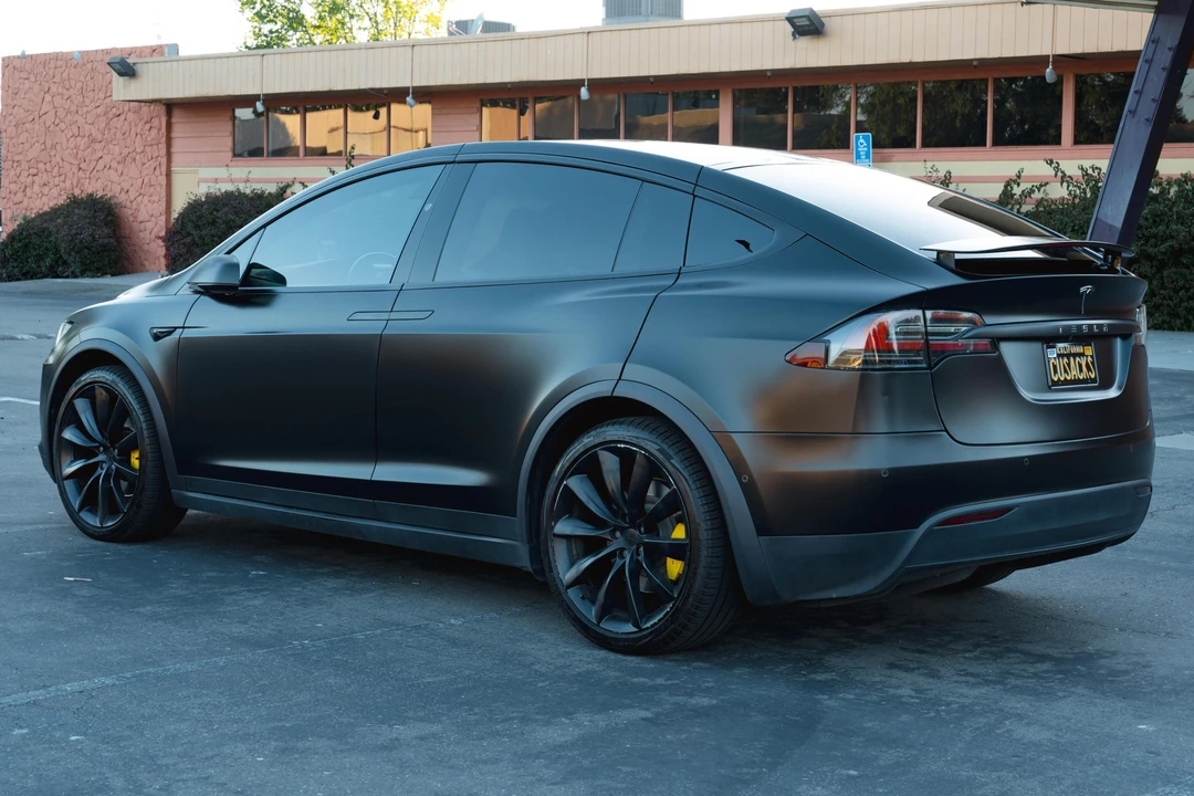 2017 Tesla Model X - Image 4 of 31