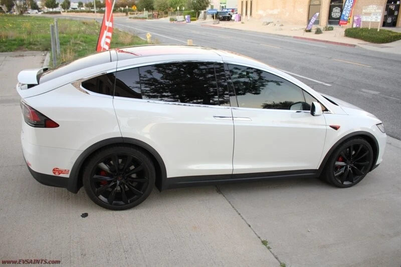 2017 Tesla Model X - Image 8 of 21