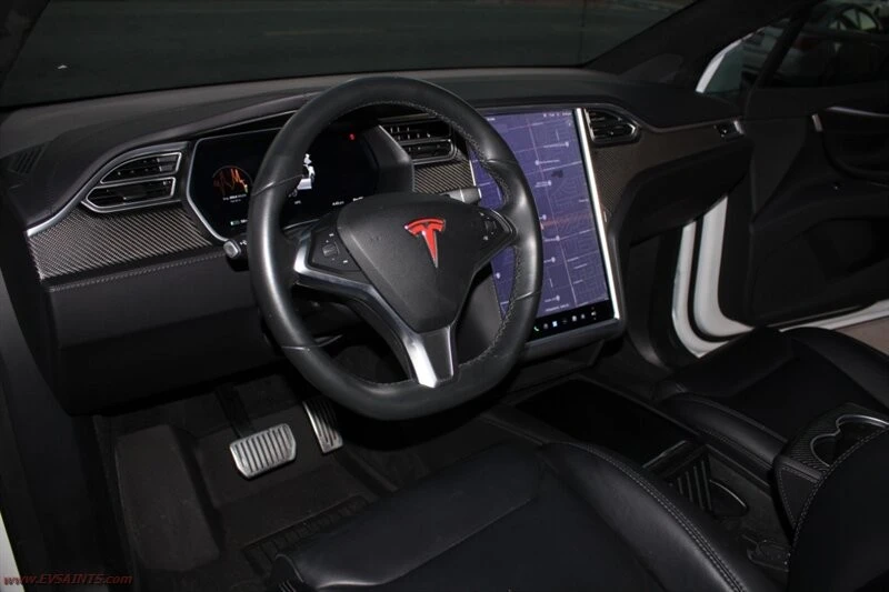 2017 Tesla Model X - Image 18 of 21
