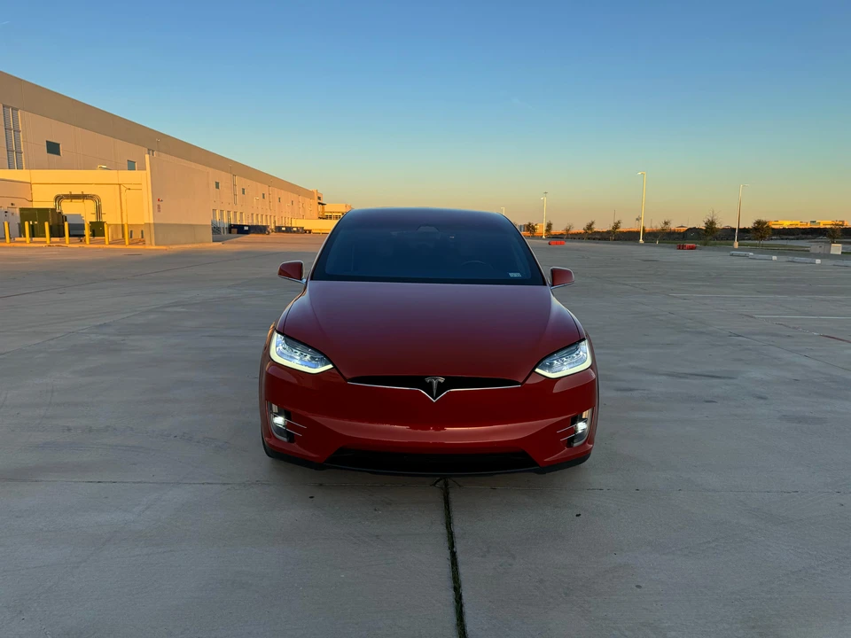 2017 Tesla Model X - Image 6 of 31
