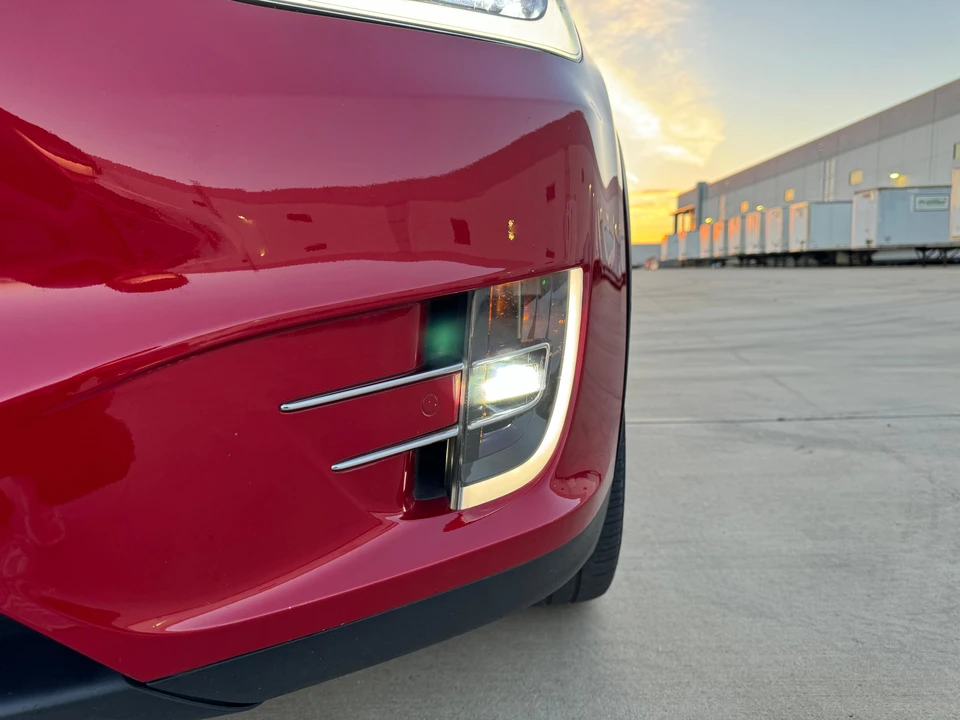 2017 Tesla Model X - Image 17 of 31