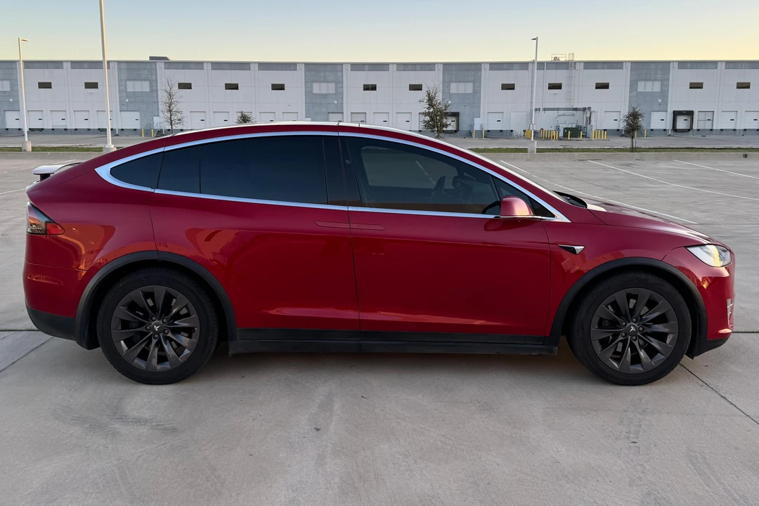 2017 Tesla Model X - Image 3 of 31