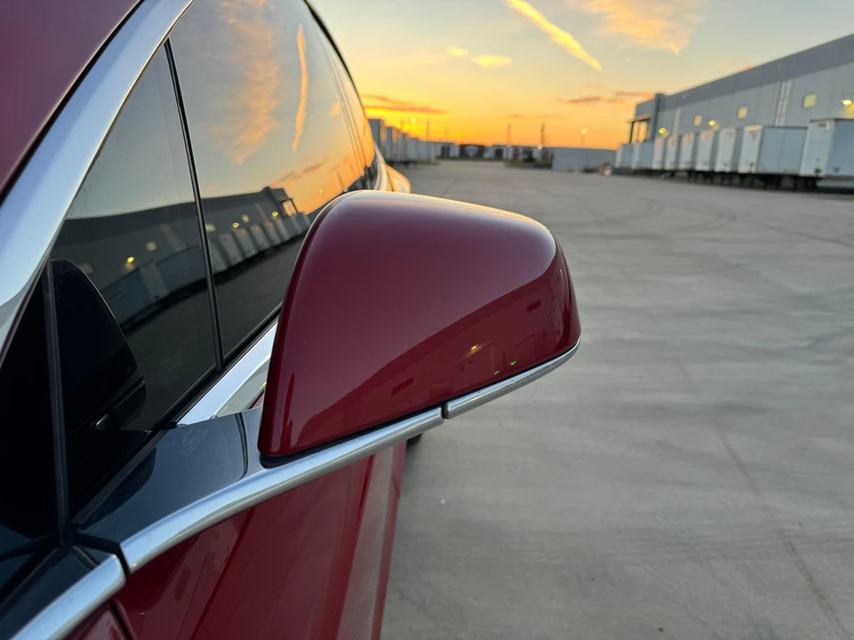 2017 Tesla Model X - Image 21 of 31