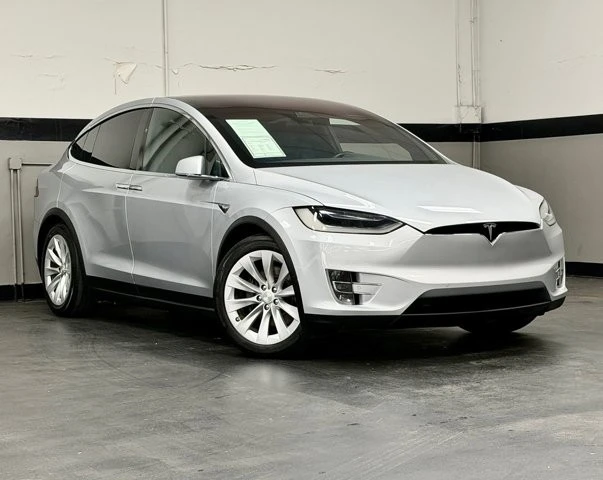 2017 Tesla Model X - Image 2 of 21