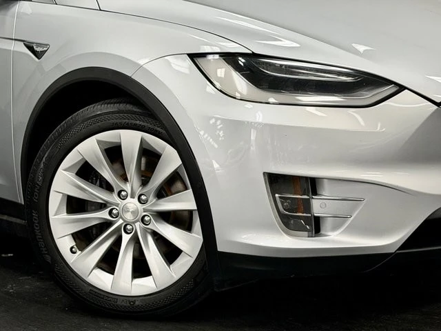 2017 Tesla Model X - Image 4 of 21