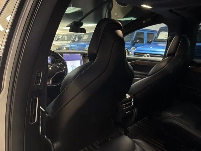 2017 Tesla Model X - Image 6 of 15