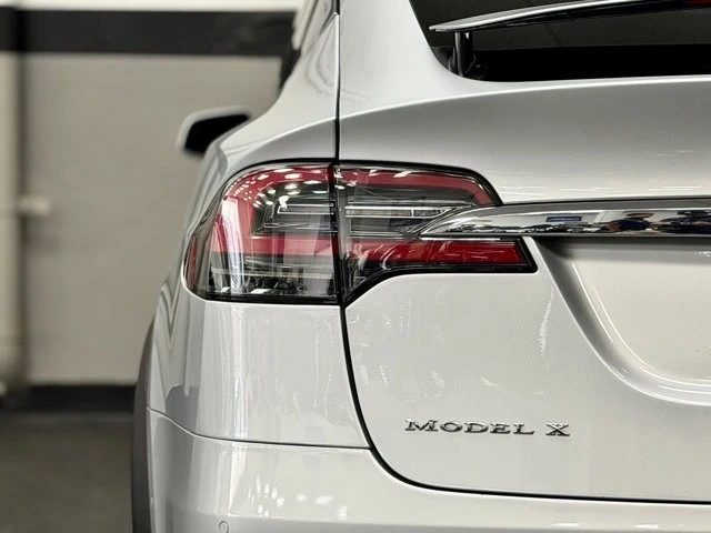 2017 Tesla Model X - Image 14 of 21