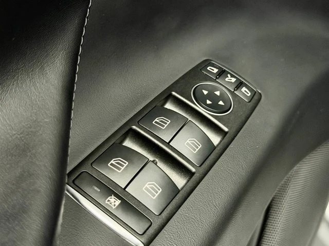2017 Tesla Model X - Image 21 of 21