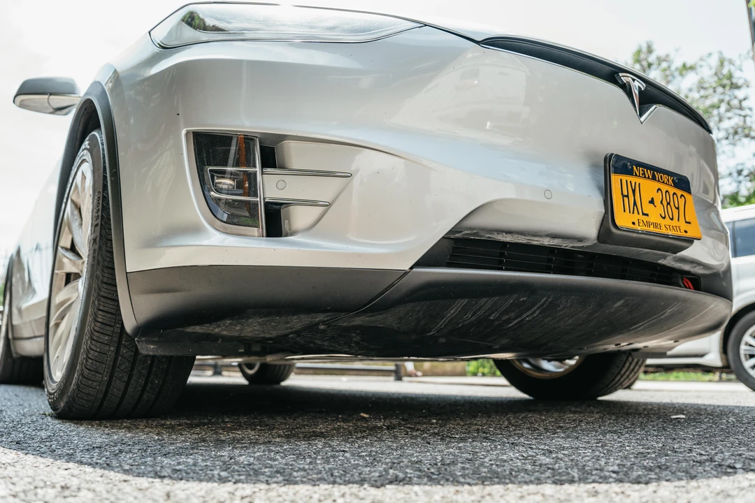 2017 Tesla Model X - Image 17 of 31