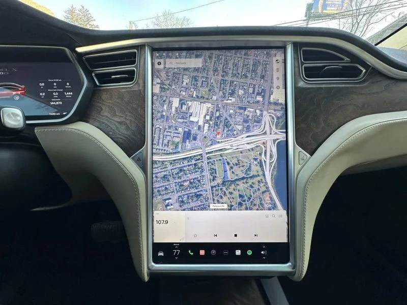 2017 Tesla Model X - Image 12 of 12
