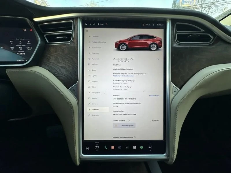 2017 Tesla Model X - Image 11 of 12