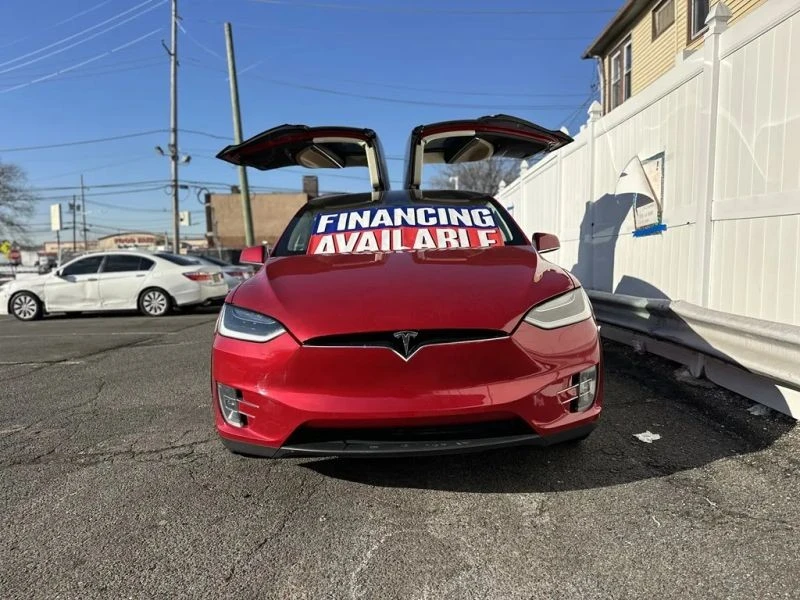 2017 Tesla Model X - Image 2 of 12