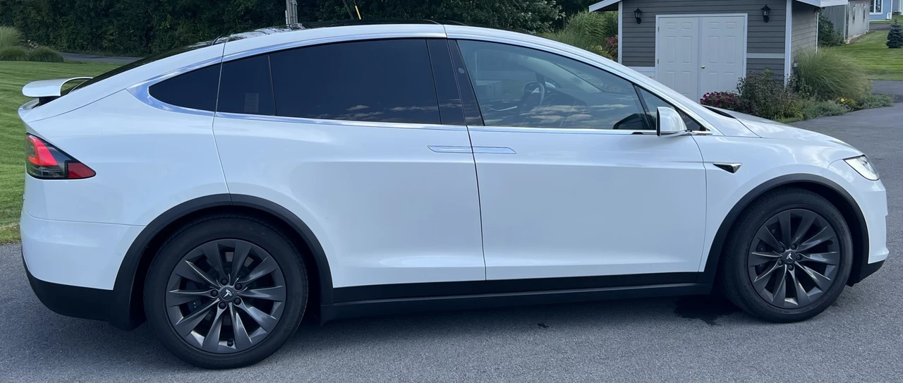 2017 Tesla Model X - Image 19 of 31