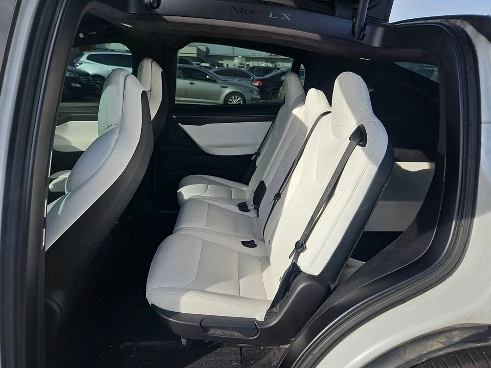 2017 Tesla Model X - Image 8 of 8