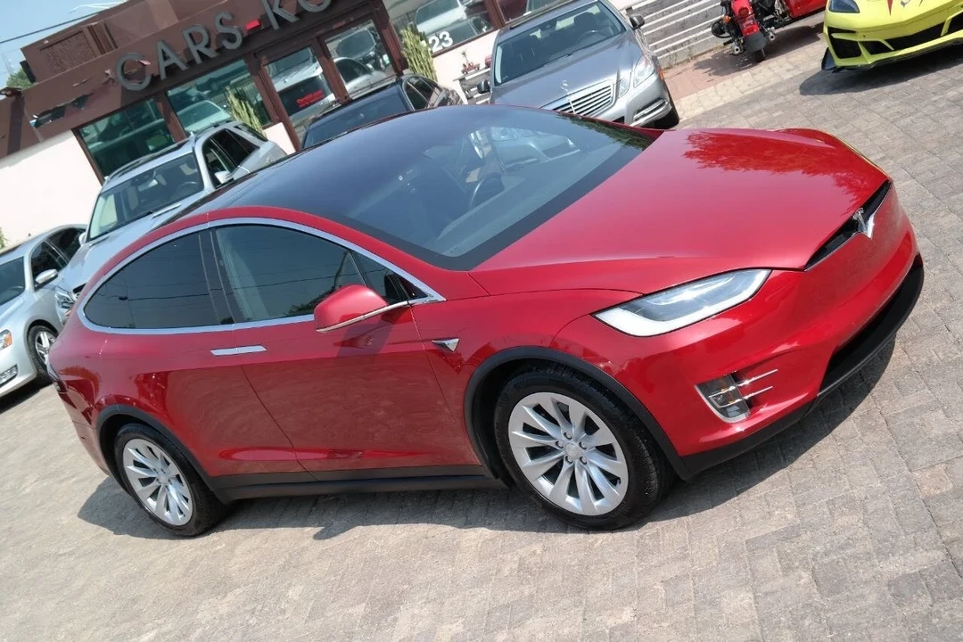 2017 Tesla Model X - Image 5 of 21